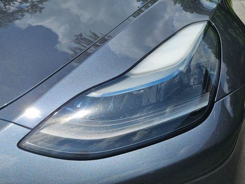 Used 2023 Tesla Model Y Long Range AWD/4WD image 27