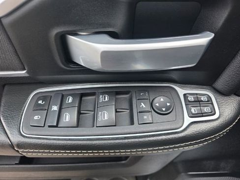 Used 2024 RAM 2500 Big Horn image 19