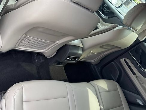 Used 2023 Lincoln Corsair FWD image 13