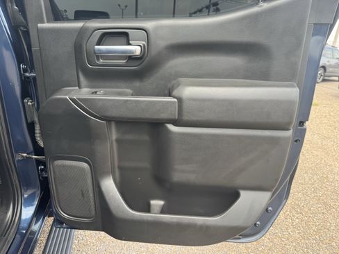 Used 2020 Chevrolet Silverado 1500 LT w/ Texas Edition RWD image 28