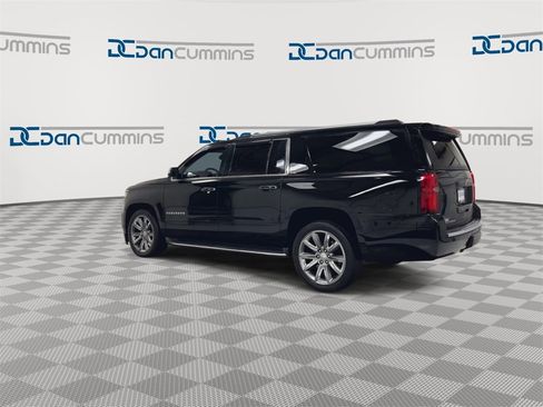 Used 2016 Chevrolet Suburban LTZ image 6