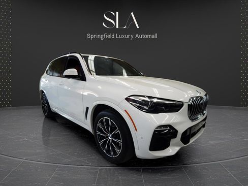 Used 2021 BMW X5 xDrive40i w/ M Sport Package image 3