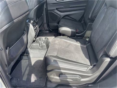 New 2025 Jeep Grand Cherokee L Altitude image 14