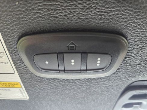 Used 2021 Jeep Wrangler Unlimited Sahara w/ Uconnect 4C Nav & Sound Group AWD/4WD image 24