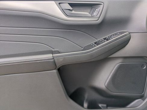 Used 2025 Ford Escape Active FWD image 11