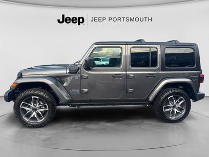 Used 2024 Jeep Wrangler Unlimited w/ Convenience Group