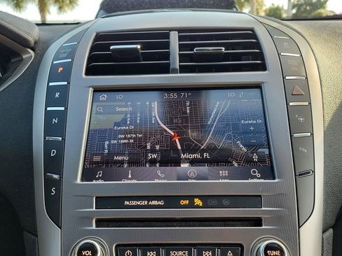 Used 2020 Lincoln MKZ Reserve image 22