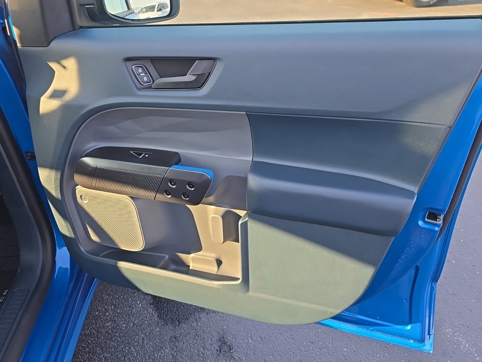 Used 2025 Ford Maverick Lobo AWD/4WD image 47