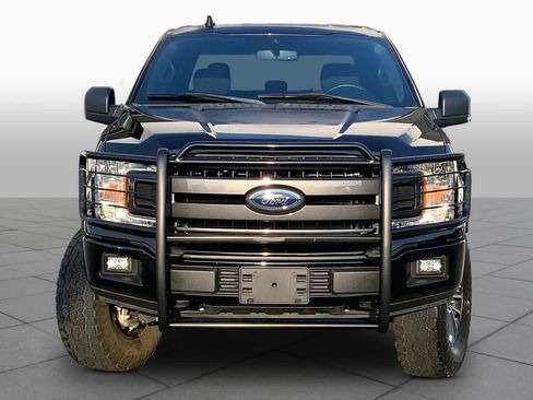 Used 2020 Ford F150 XLT w/ Equipment Group 302A Luxury AWD/4WD image 4