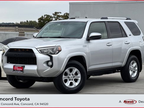 Used 2019 Toyota 4Runner SR5 AWD/4WD image 1