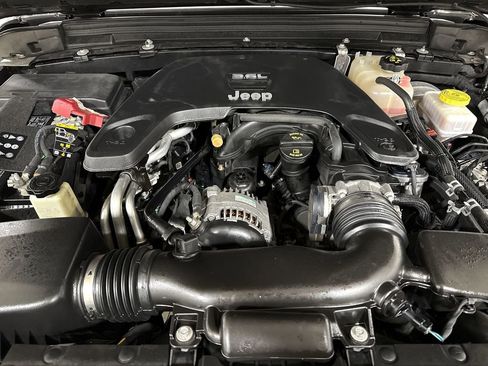 Used 2020 Jeep Wrangler Unlimited Sport S AWD/4WD image 24