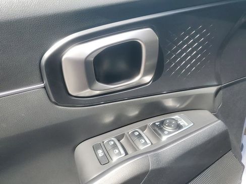 Used 2024 Kia Sorento S FWD image 14