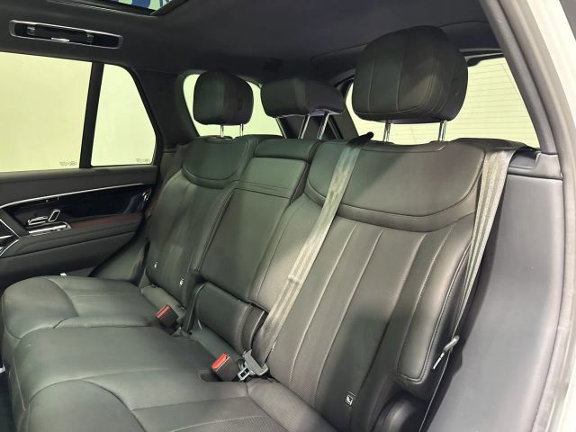 Used 2023 Land Rover Range Rover SE AWD/4WD image 25