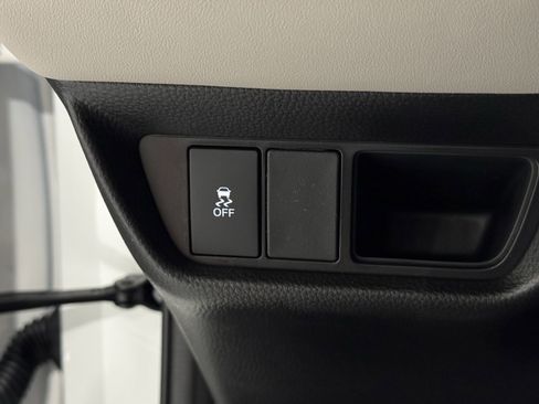 New 2026 Honda HR-V LX image 25