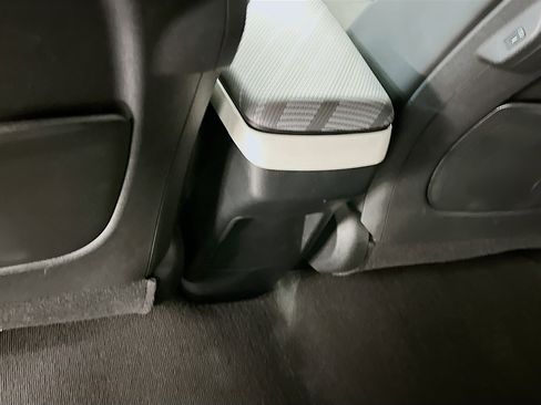 Used 2024 Kia EV6 GT-Line image 29