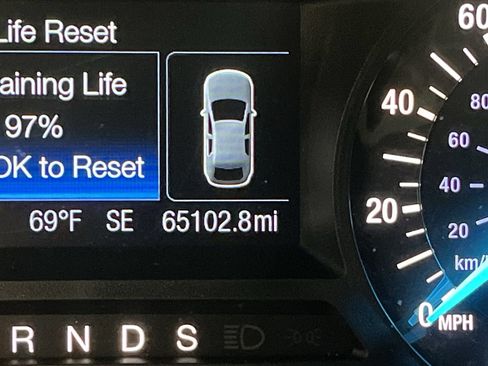 Used 2018 Ford Edge SEL AWD/4WD image 15