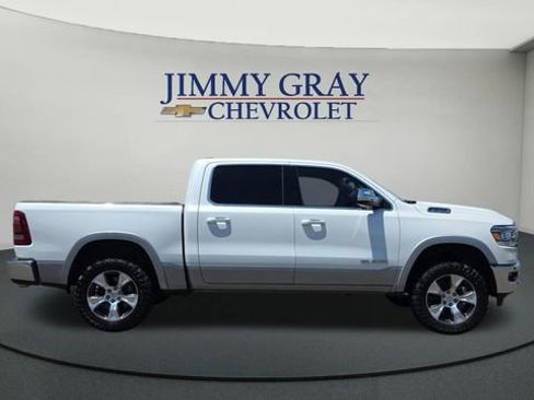 Used 2019 RAM 1500 Laramie AWD/4WD image 6