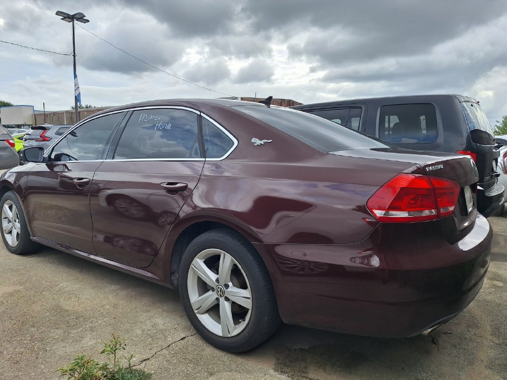 Used 2013 Volkswagen Passat 2.5 SE FWD image 5
