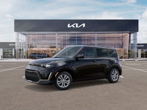 New 2025 Kia Soul LX image 3