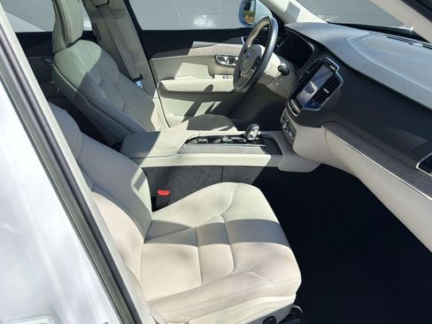 Used 2023 Volvo XC90 B6 Plus w/ Protection Package Premier image 30