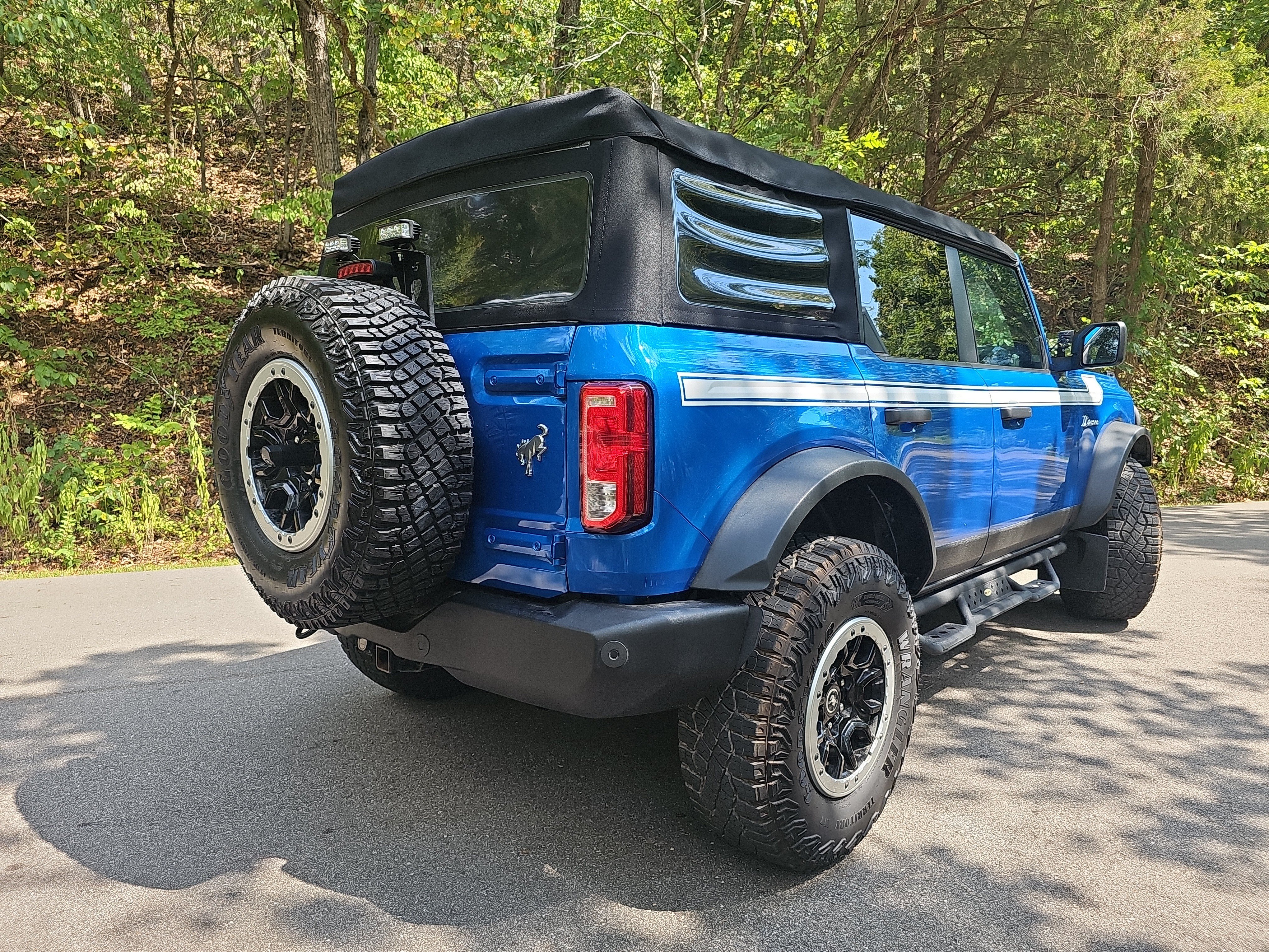 Used 2021 Ford Bronco Big Bend w/ Sasquatch Package AWD/4WD image 4
