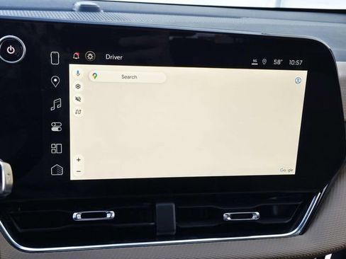 Used 2025 Chevrolet Equinox ACTIV w/ Safety and Technology Package image 22