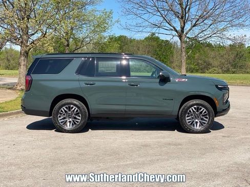 New 2026 Chevrolet Tahoe Z71 w/ Sun And Tow Package AWD/4WD image 8