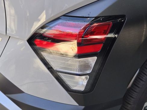 Used 2026 Hyundai Kona SEL Premium FWD image 9