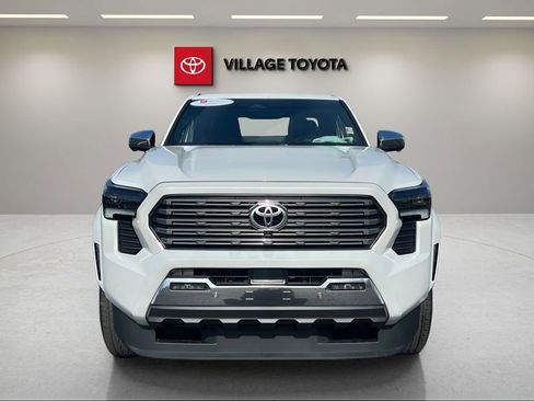 Certified 2025 Toyota Tacoma Limited image 8