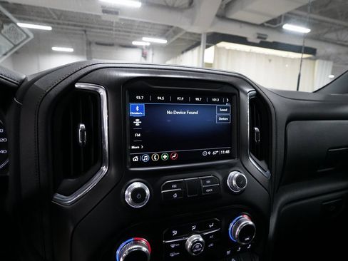 Used 2023 GMC Sierra 2500 AT4 w/ Gooseneck/5TH Wheel Package image 6