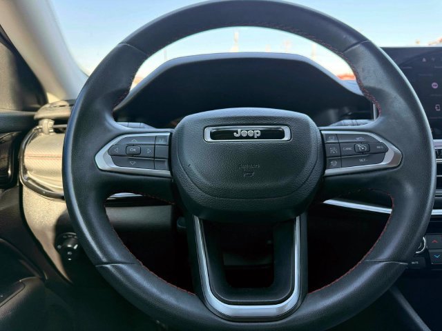 Certified 2022 Jeep Compass Trailhawk AWD/4WD image 17