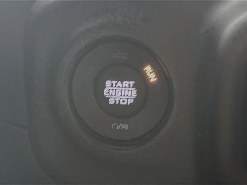 Used 2021 Jeep Gladiator Mojave image 27