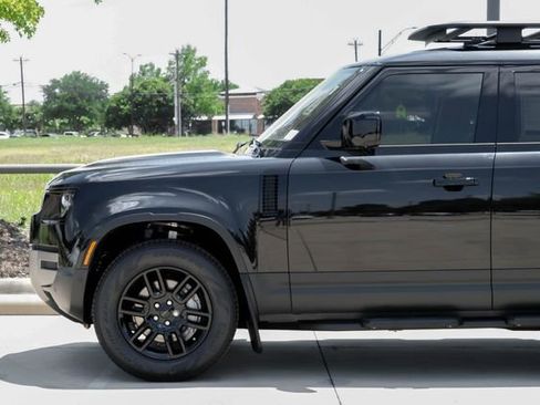New 2026 Land Rover Defender 110 S AWD/4WD image 12