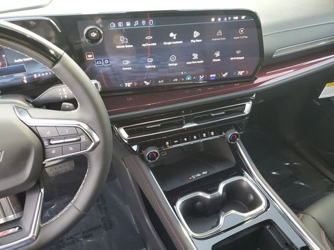 New 2026 Chevrolet Traverse Z71 w/ Enhanced Driving Package image 25