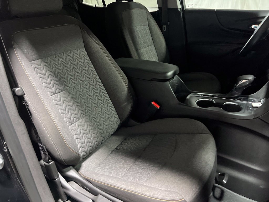 Used 2024 Chevrolet Equinox LT AWD/4WD image 9