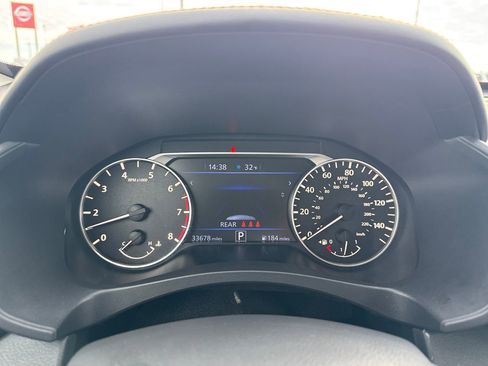 Used 2024 Nissan Altima 2.5 SR image 18