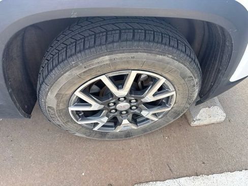 Used 2020 GMC Acadia SLE FWD image 6