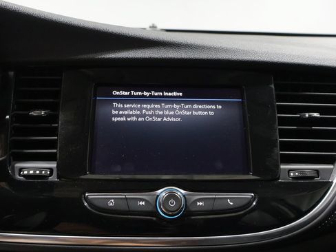 Used 2022 Buick Encore Preferred w/ Safety Package AWD/4WD image 26