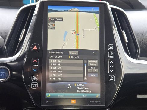 Used 2018 Toyota Prius Four Touring image 19