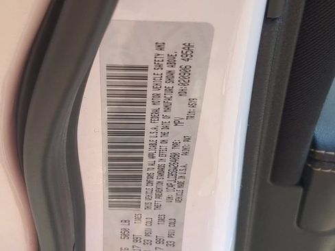 Used 2016 Jeep Cherokee Latitude FWD image 27