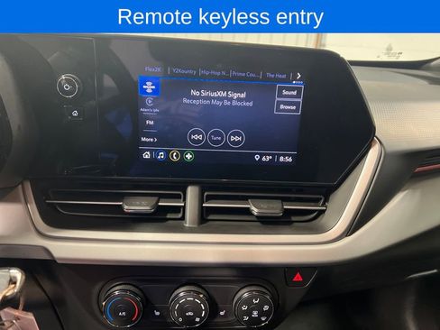 Used 2024 Chevrolet Trax RS image 8