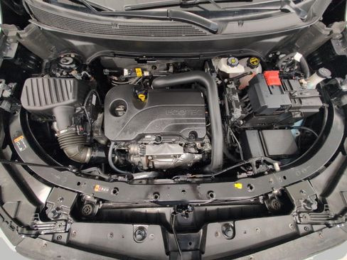 Used 2025 Chevrolet Equinox LT AWD/4WD image 9