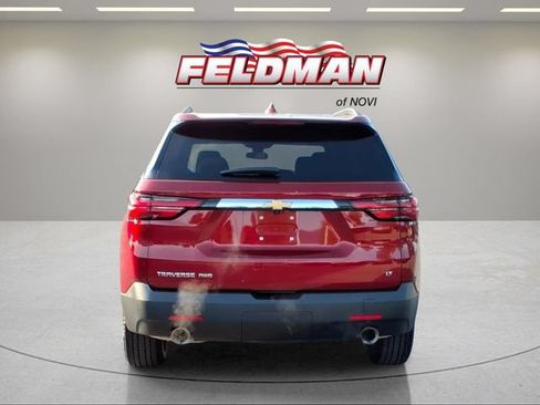 Used 2023 Chevrolet Traverse LT AWD/4WD image 4