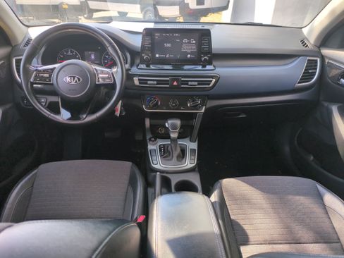 Used 2021 Kia Seltos S image 15