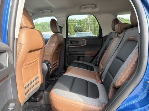 Used 2024 Ford Bronco Sport Outer Banks w/ Tech Package AWD/4WD image 13