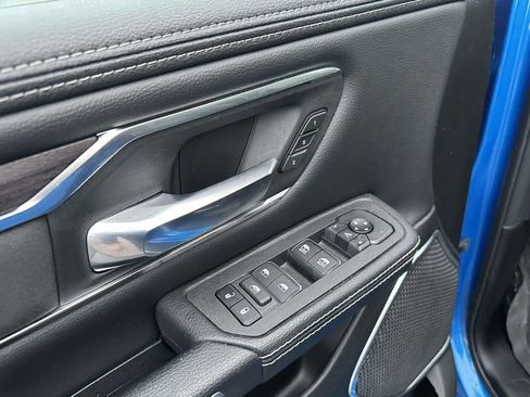 Used 2025 RAM 1500 Laramie image 19