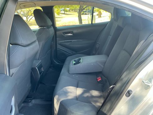 Used 2020 Toyota Corolla LE w/ Carpet Mat Package (TMS) FWD image 14