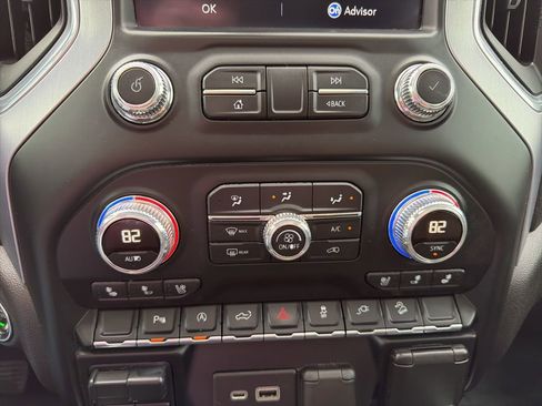 Used 2019 GMC Sierra 1500 SLT image 38