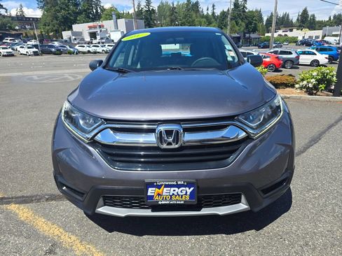 Used 2017 Honda CR-V LX image 2