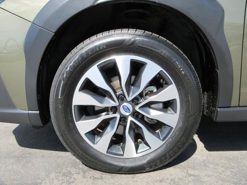 Used 2023 Subaru Outback Touring XT w/ Tech Package 2 AWD/4WD image 51